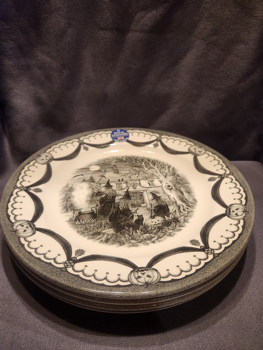 ROYAL STAFFORD Halloween 3 Witches 1666 Coven Spell Cat Ghost Dinner Plate Set 4
